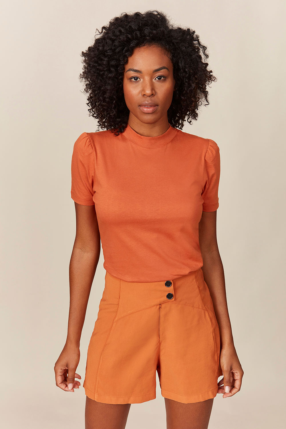 short feminino renner