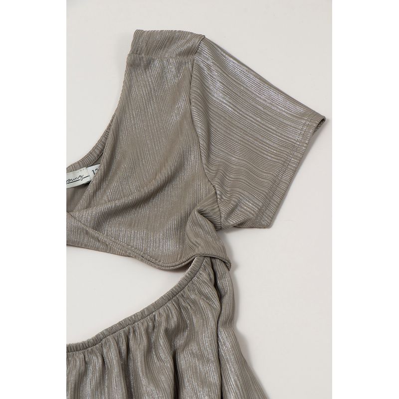 Vestido-Metalizado-Young-Menina-Acostamento
