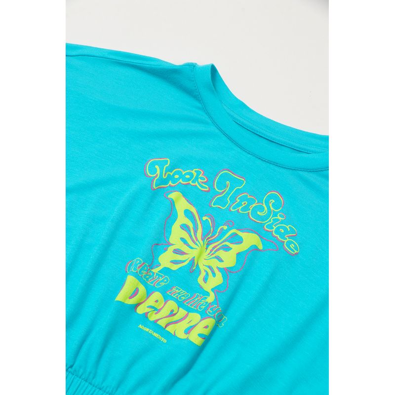 T-Shirt-Desire-Young-Menina-Acostamento