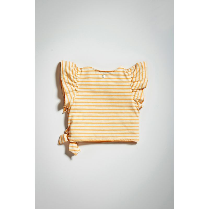 Blusa-com-Babado-Young-Menina-Acostamento