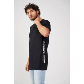 Camiseta-Long-Lettering-Lateral-Masculina-Acostamento