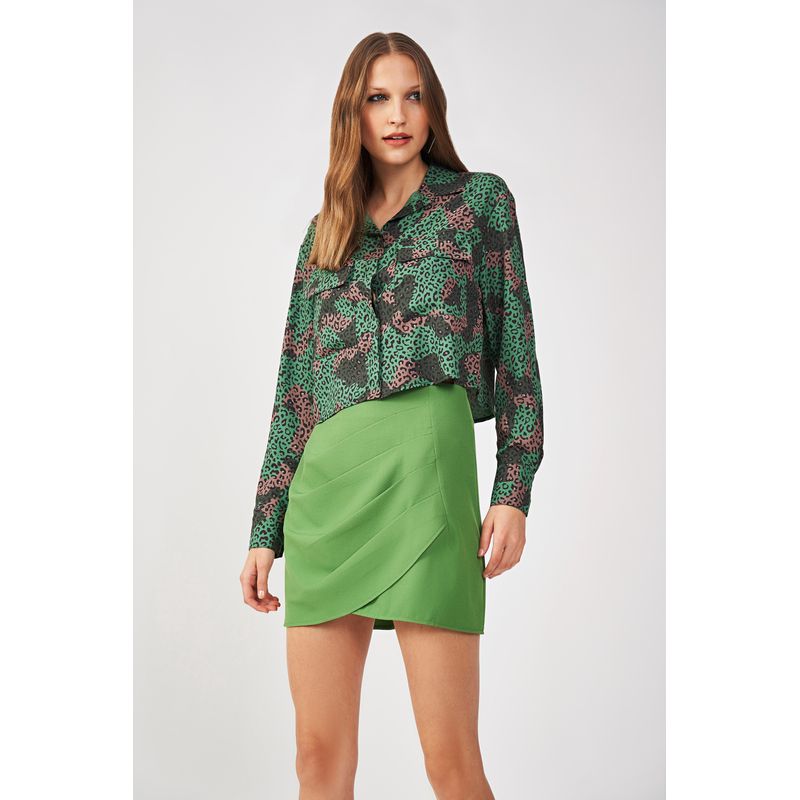 Camisa-Feminina-Estampada-Com-Bolsos-Acostamento