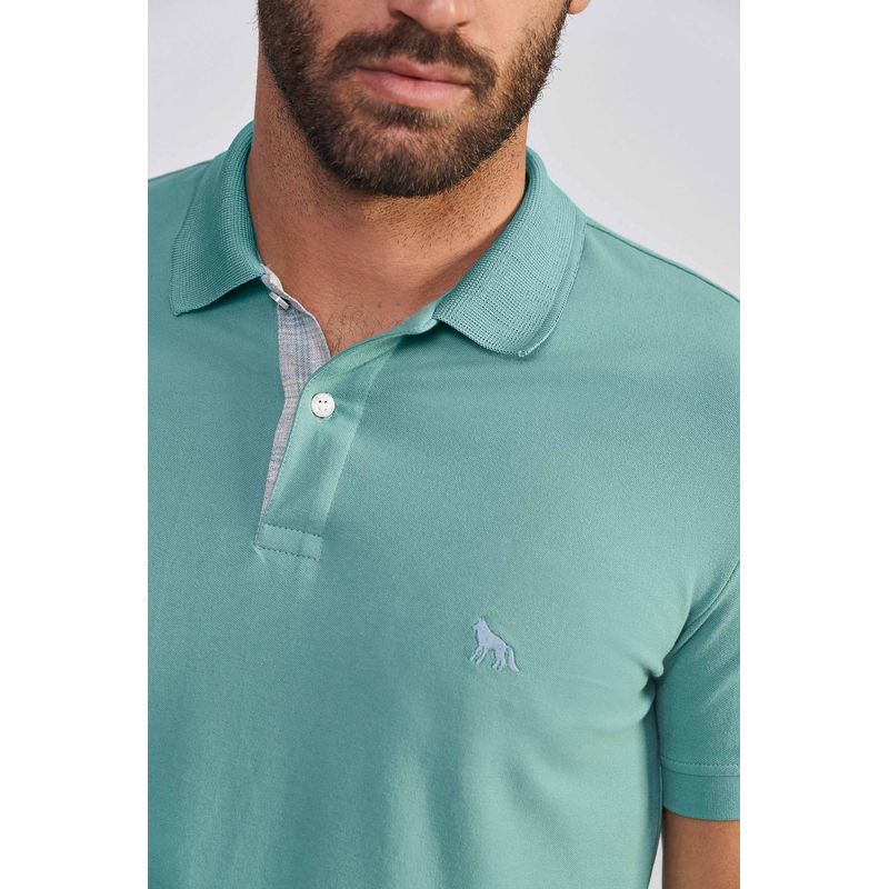 Polo-Detalhe-Listra-Masculina-Acostamento