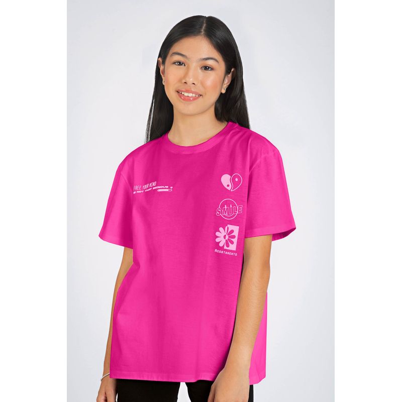 T-Shirt-Happy-Mood-Young-Menina-Acostamento