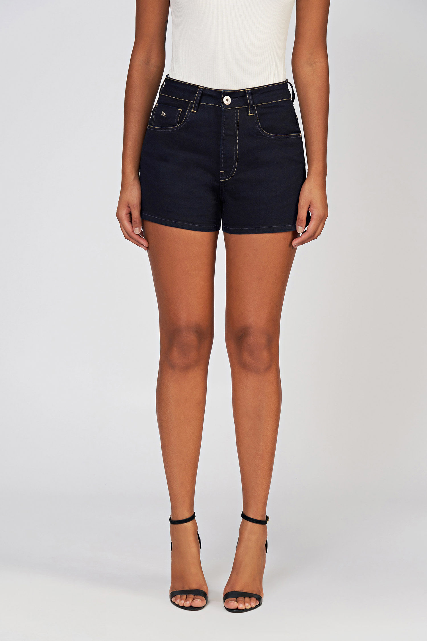 Short Slim Basic Feminino Acostamento