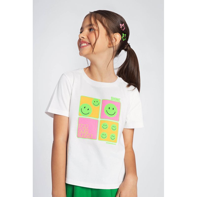 T-Shirt-Smile-Menina-Acostamento-Kids-