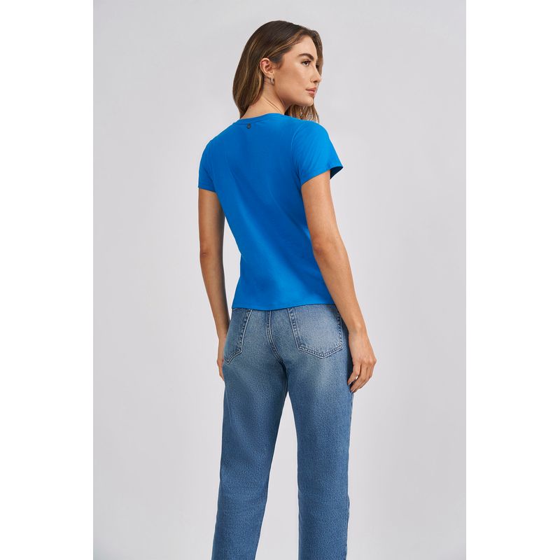 T-Shirt-Gola-V-Lobo-Feminina-Acostamento