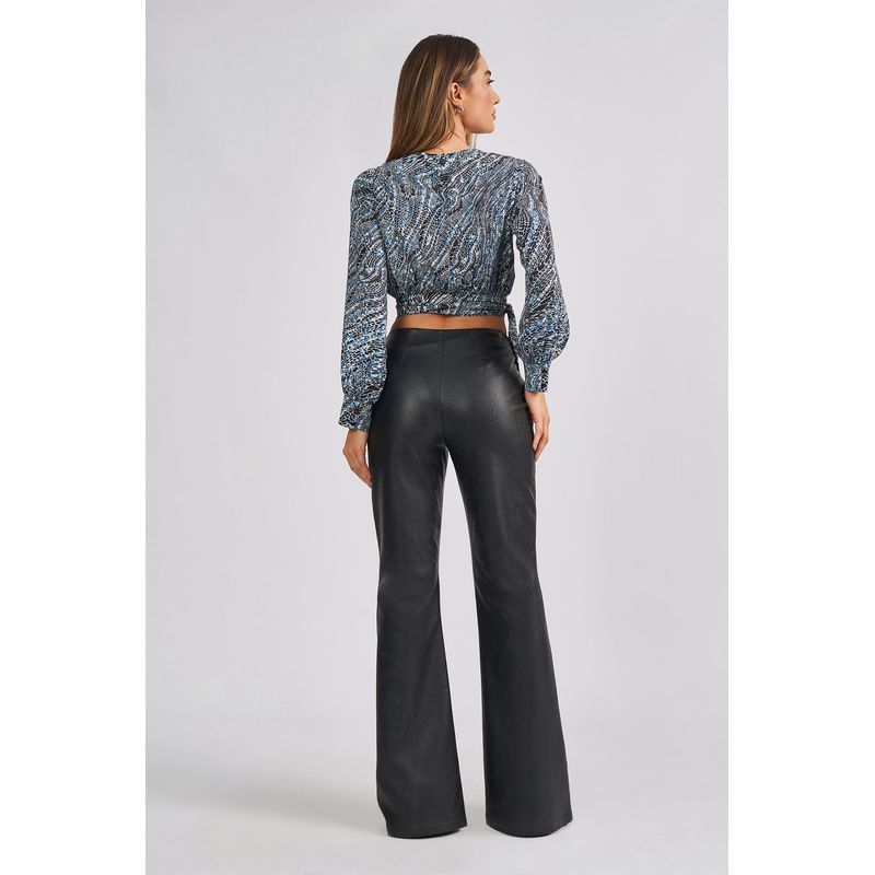 Blusa-Detalhe-Lateral-Feminina-Acostamento