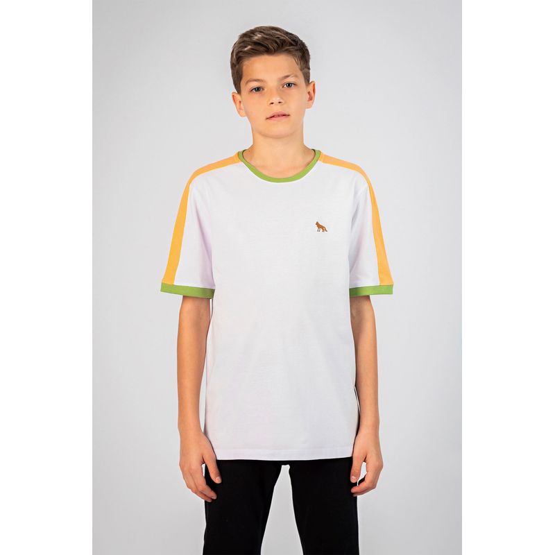 Camiseta-Recortes-Young-Menino-Acostamento
