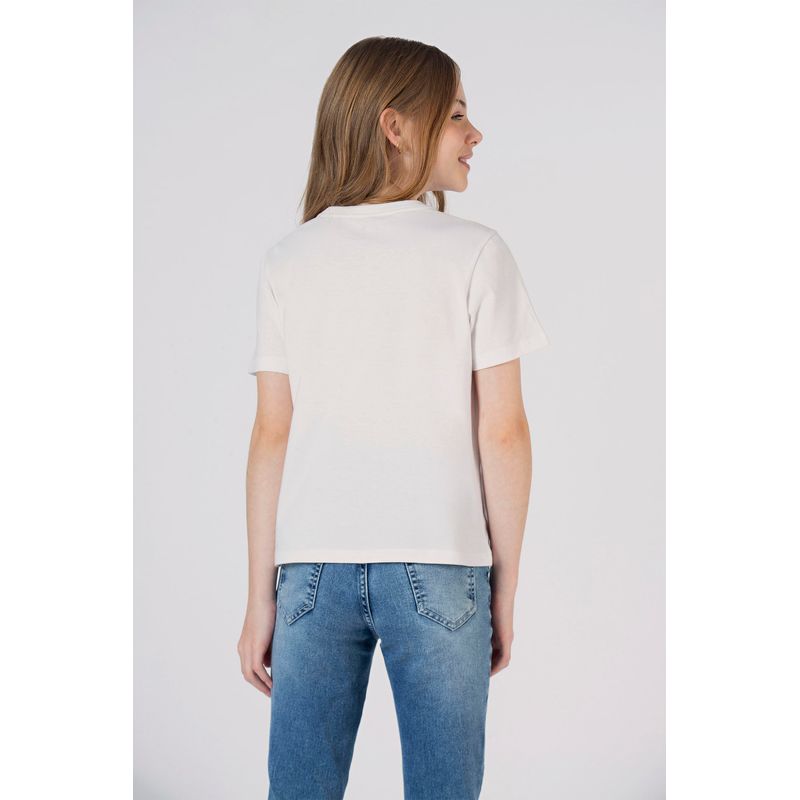 T-Shirt-Wolf-Frente-Young-Menina-Acostamento