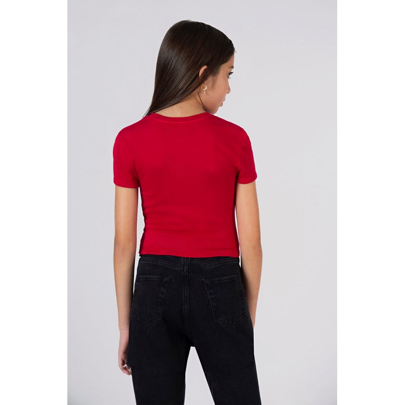 T-Shirt-Sorry-Young-Menina-Acostamento