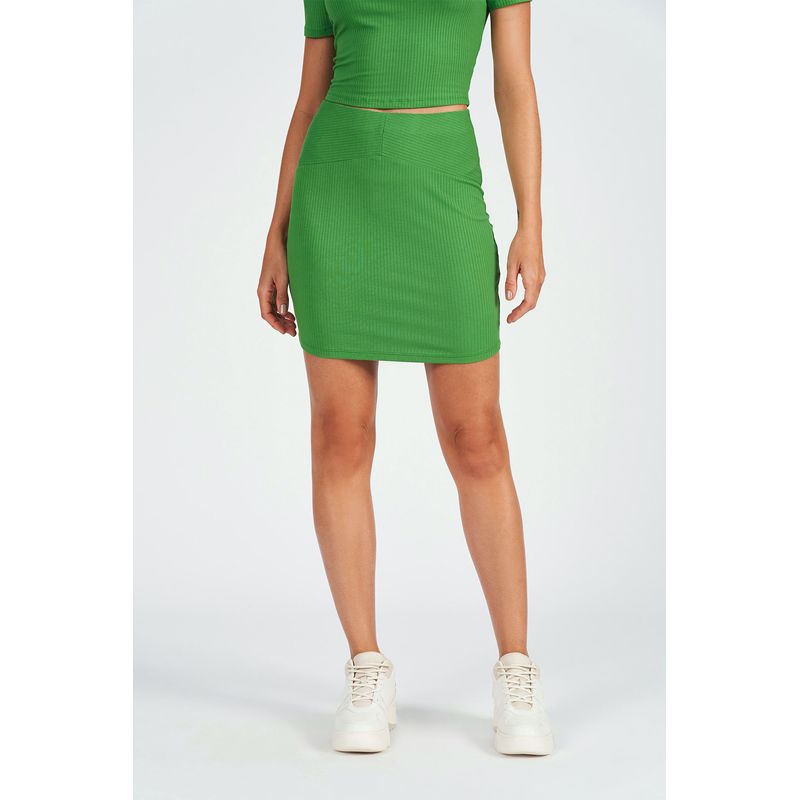 Saia-Canelada-Feminina-Acostamento