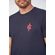 Camiseta-Detalhe-Minimalista-Masculina-Acostamento