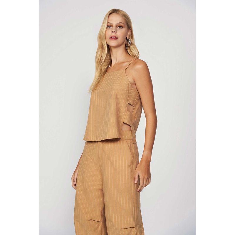 Blusa-Detalhe-Lateral-Feminina-Acostamento