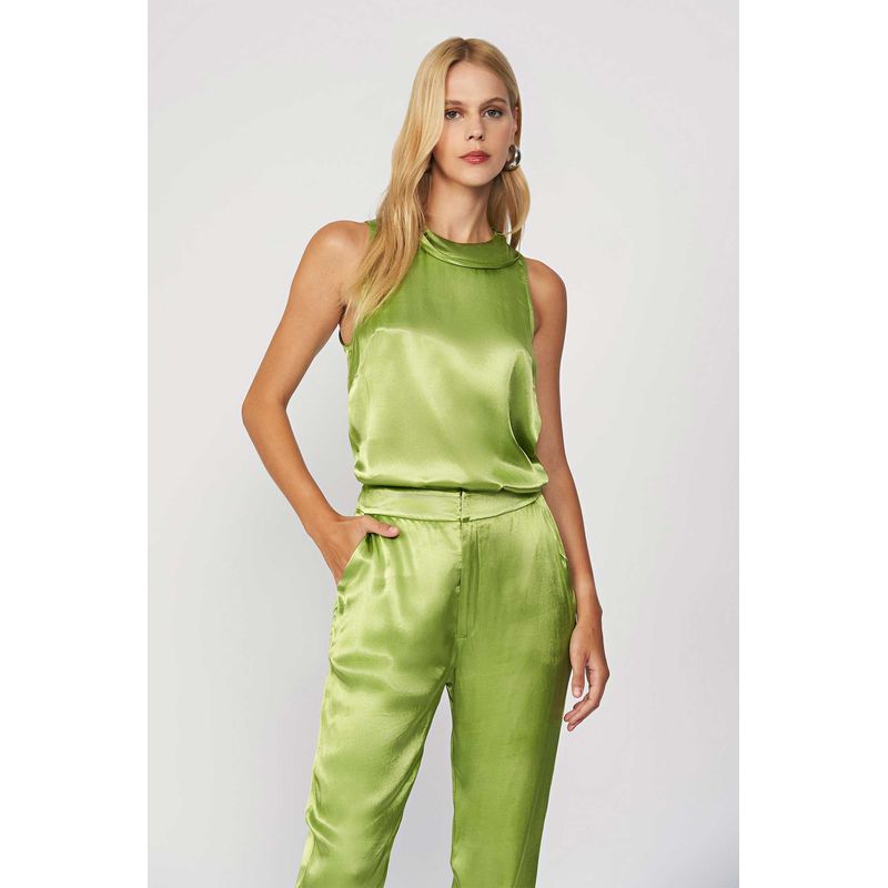 Blusa-Acetinada-Meia-Gola-Feminina-Acostamento