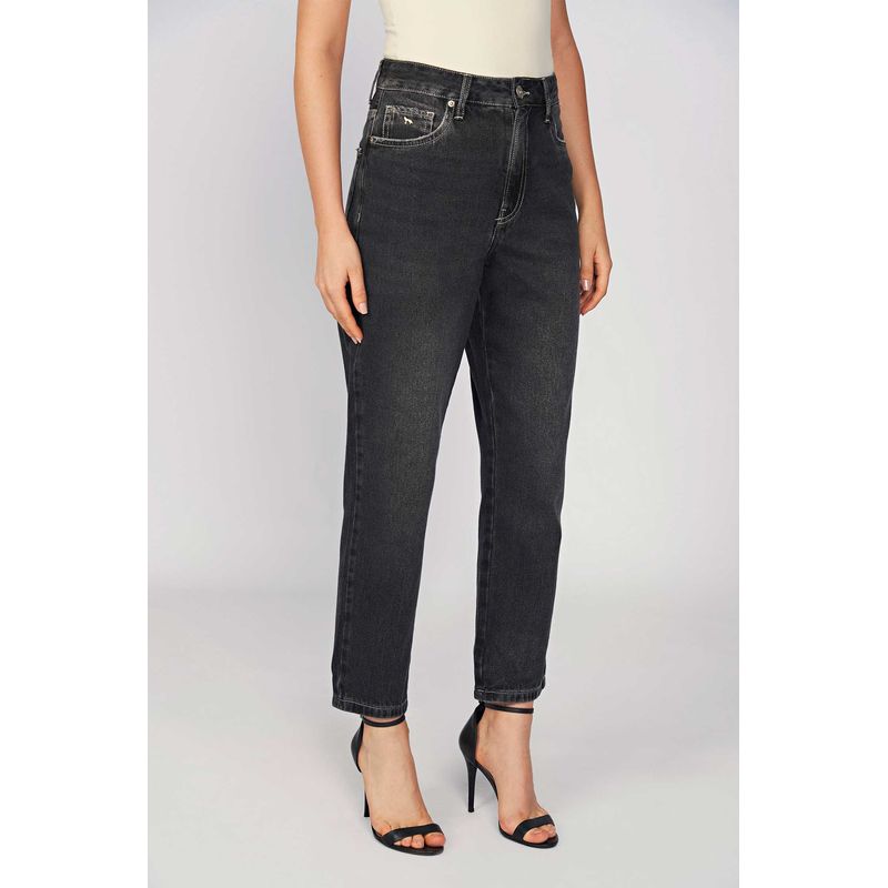 Calca-Jeans-Mom-High-Feminina-Acostamento