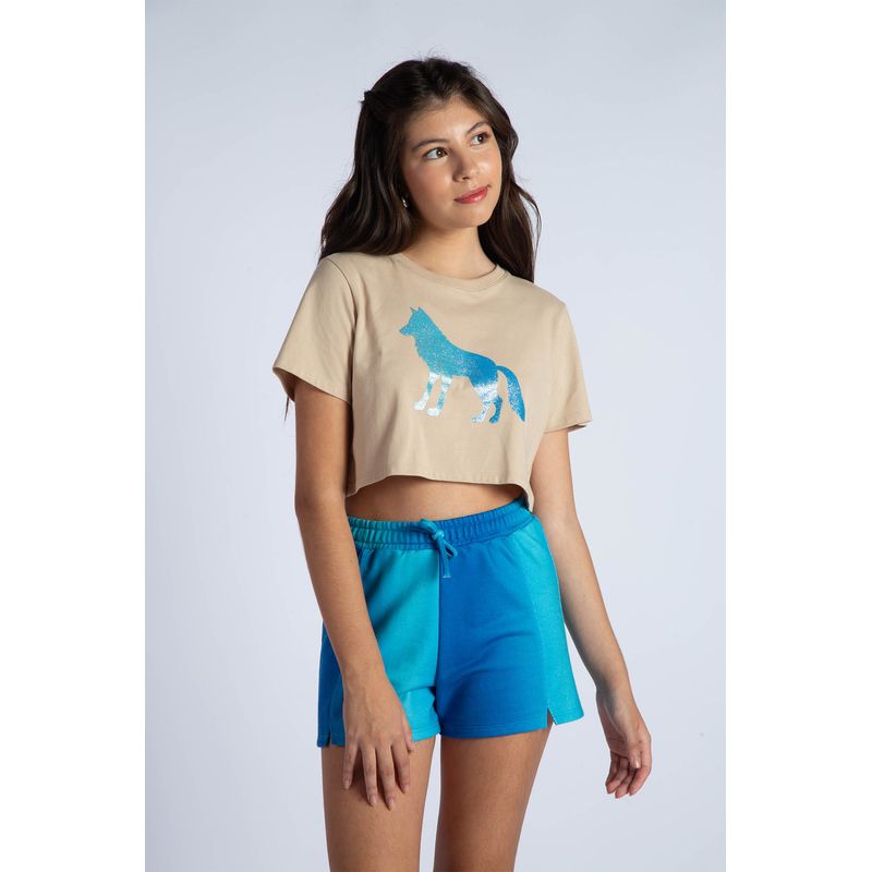 T-Shirt-Glossy-Young-Menina-Acostamento