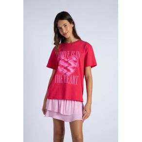 T-Shirt-Heart-Young-Menina-Acostamento-