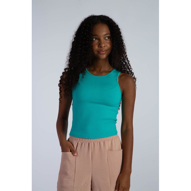 Regata-Nadador-Young-Menina-Acostamento