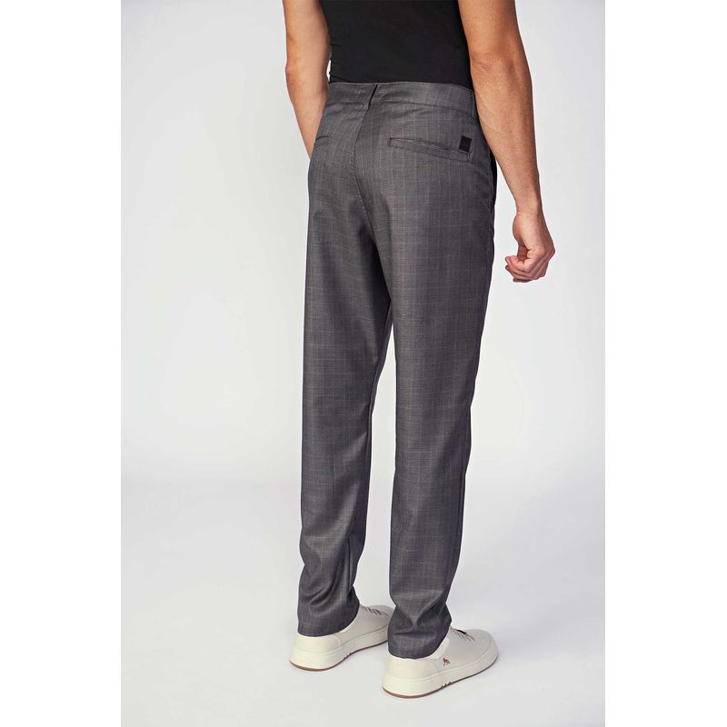 Calca-Xadrez-Calcario-Masculina-Acostamento
