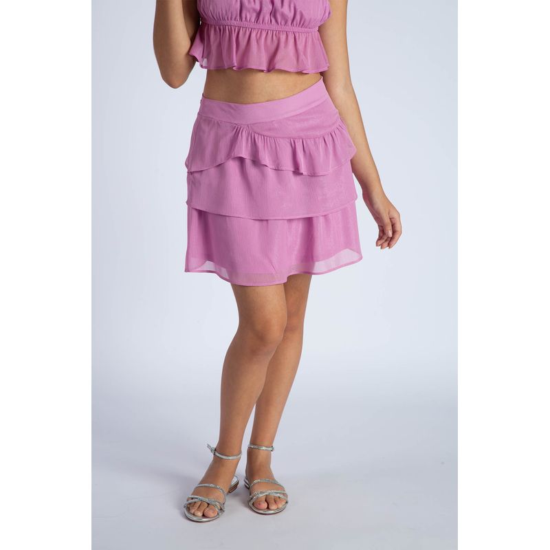 Saia-Fru-Fru-Young-Menina-Acostamento-