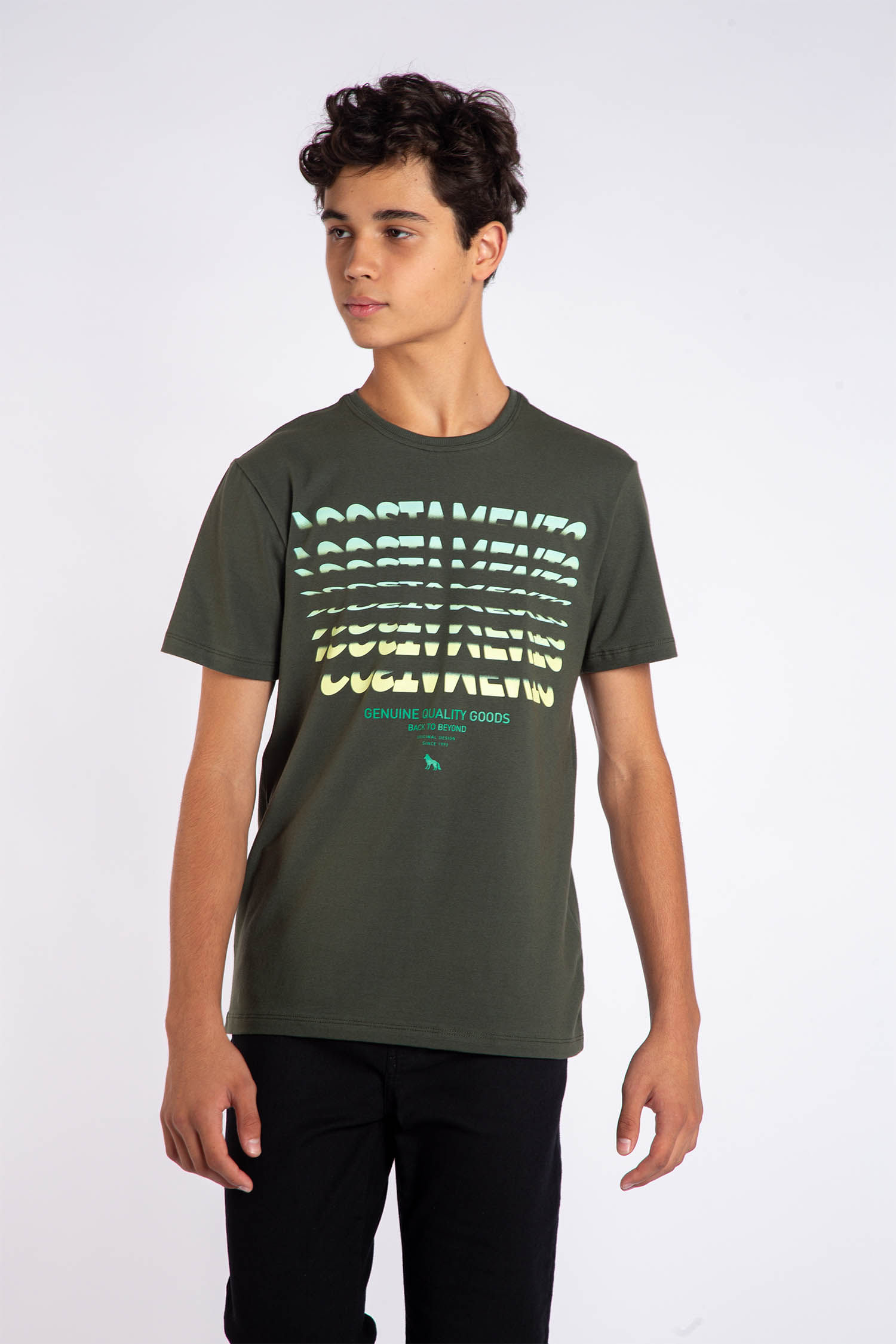 Camiseta Genuine Quality Young Menino Acostamento