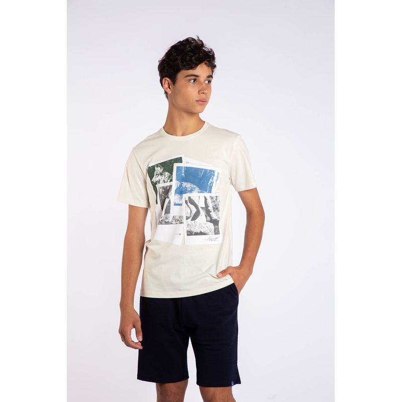 Camiseta-Polaroid-Young-Menino-Acostamento