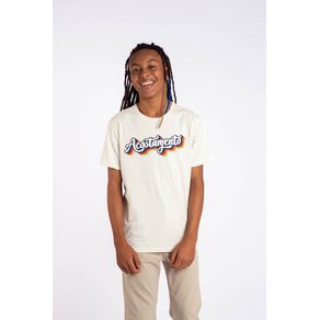 Camiseta-Retro-Young-Menino-Acostamento