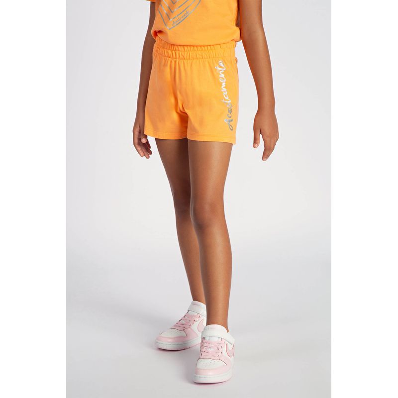 Short-Lettering-Menina-Acostamento-Kids