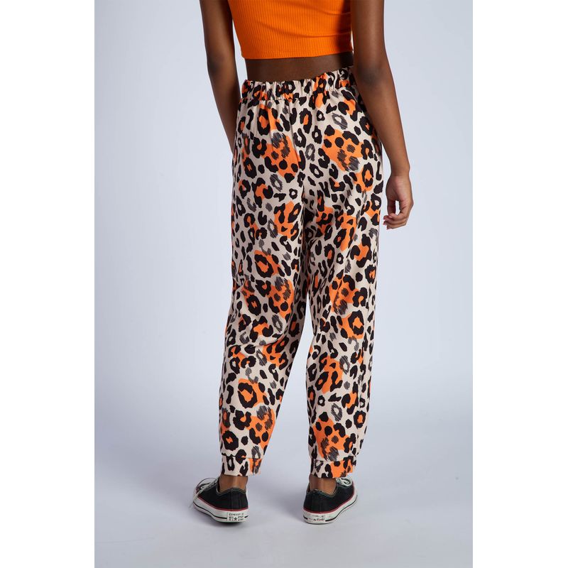 Calca-Print-Young-Menina-Acostamento