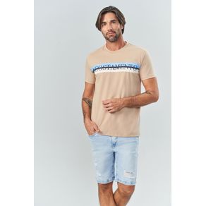 Camiseta-Lettering-Faixa-Masculina-Acostamento Camiseta-Lettering-Faixa-Masculina-Acostamento