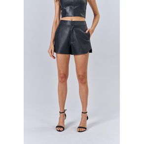 Short-Black-Fenda-Lateral-Feminino-Acostamento