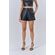 Short-Black-Fenda-Lateral-Feminino-Acostamento