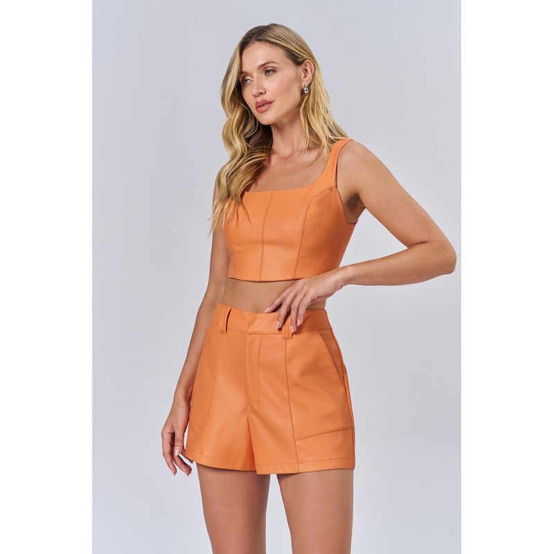 Top-Crop-PU-Feminino-Acostamento