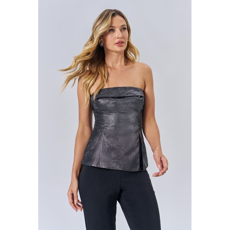 Blusa-Black-Fenda-Lateral-Feminina-Acostamento