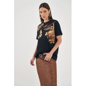 T-Shirt-Blur-Feminina-Inblanche T-Shirt-Blur-Feminina-Inblanche