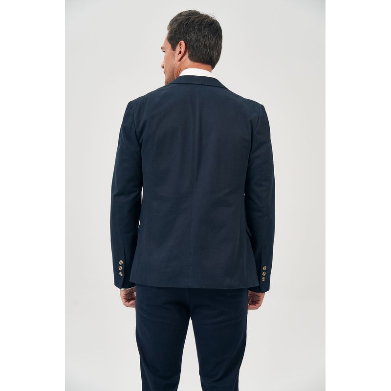 Blazer-Executivo-Masculina-Acostamento