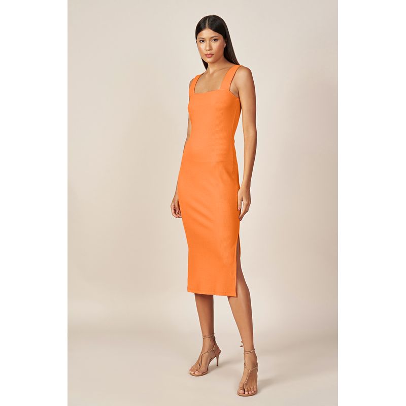 Vestido-Canelado-Fenda-Feminino-Acostamento