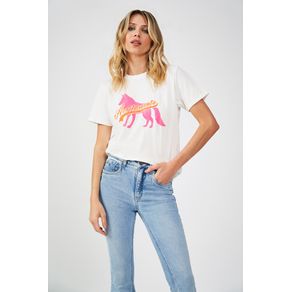 T-Shirt-Lobo-Alpha-Feminina-Acostamento