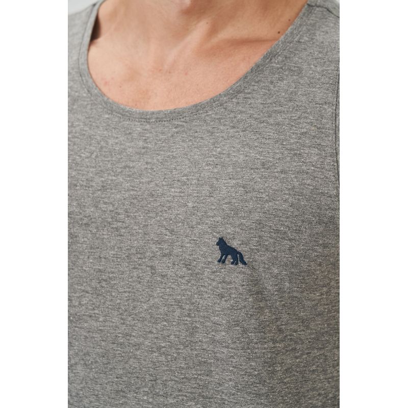 Regata-Essential-Masculina-Acostamento