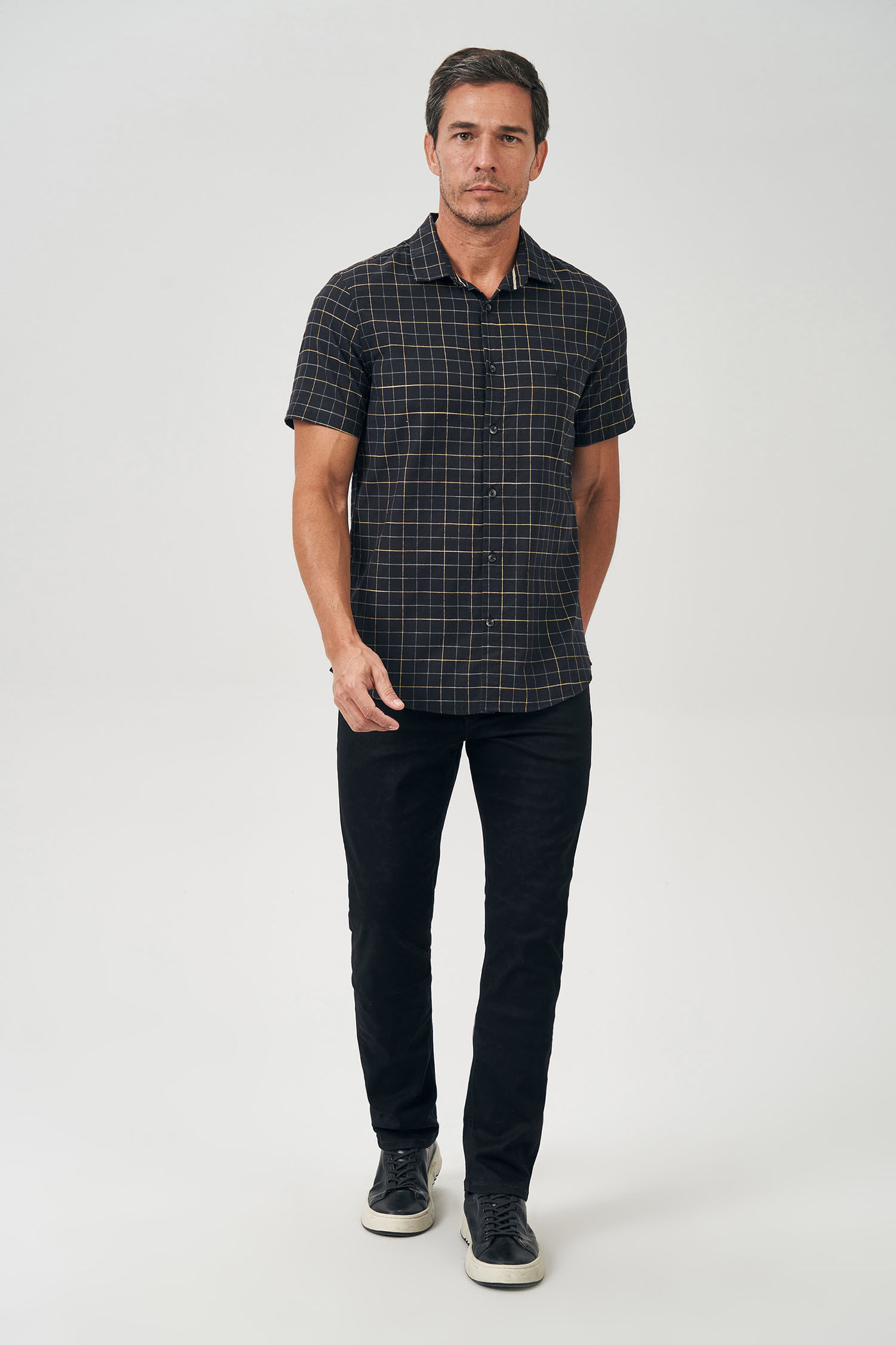 Camisa Linhas Masculina Acostamento