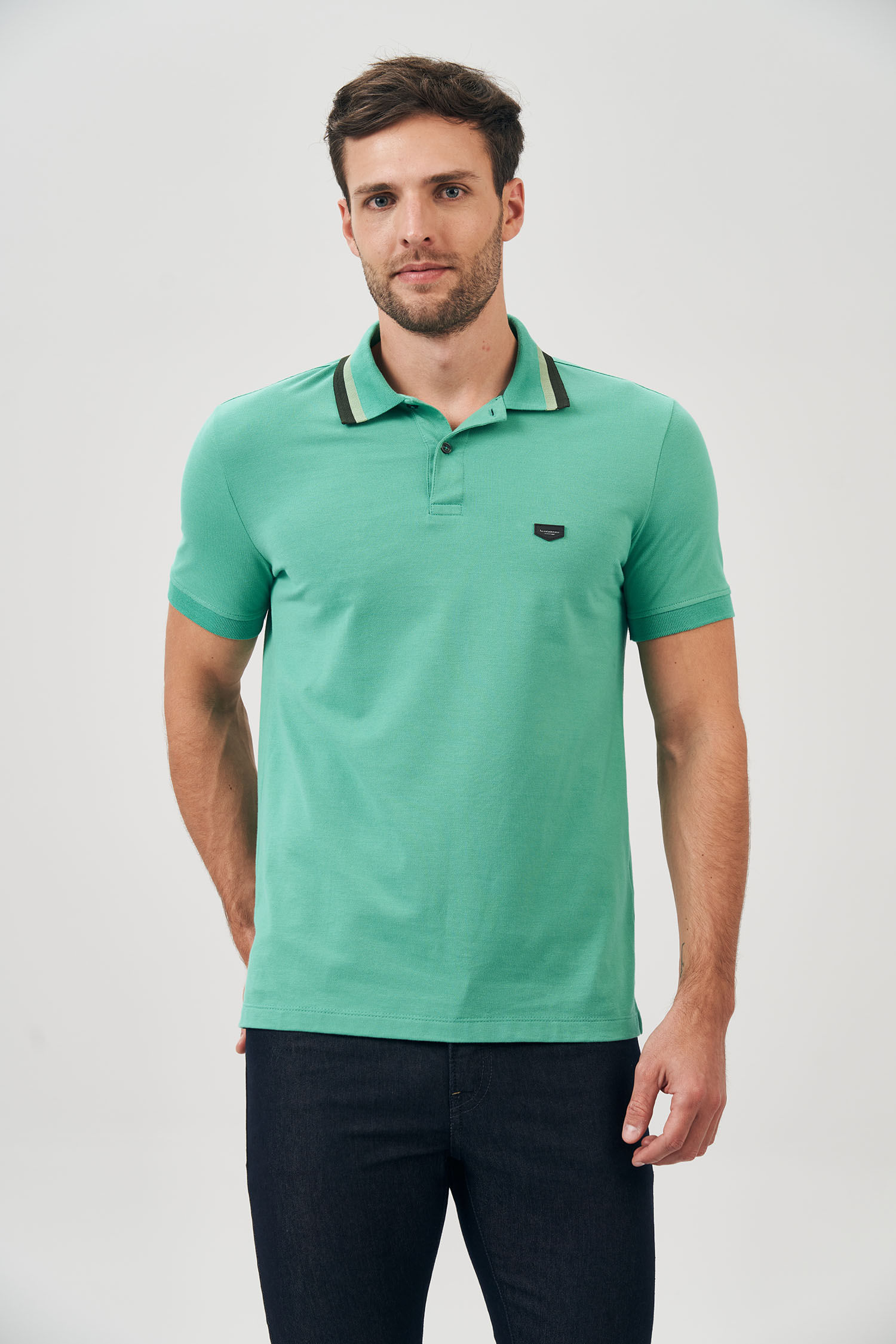 Polo Gola Faixa Masculina Acostamento