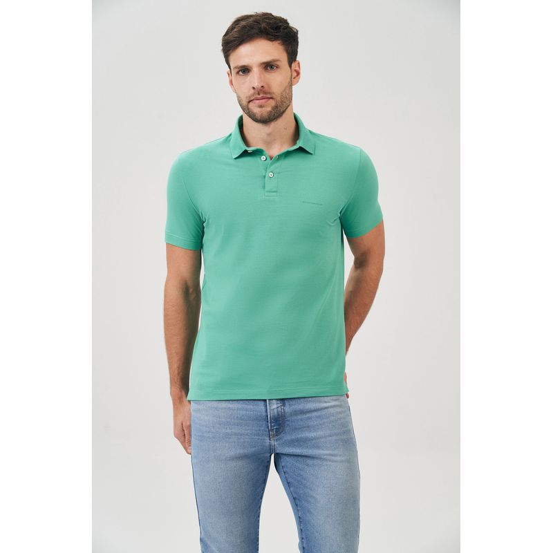 Polo-Lettering-no-Tom-Masculina-Acostamento