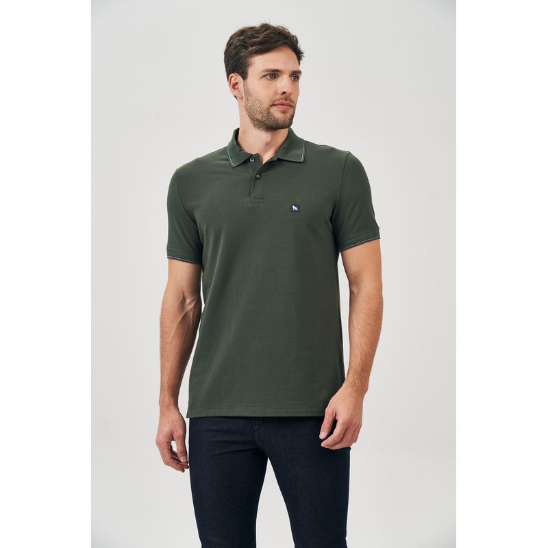 Polo-Detalhe-Peito-Masculina-Acostamento