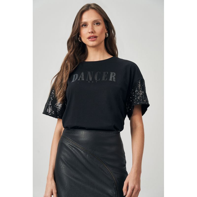 T-Shirt-Black-Manga-Paete-Feminina-Acostamento