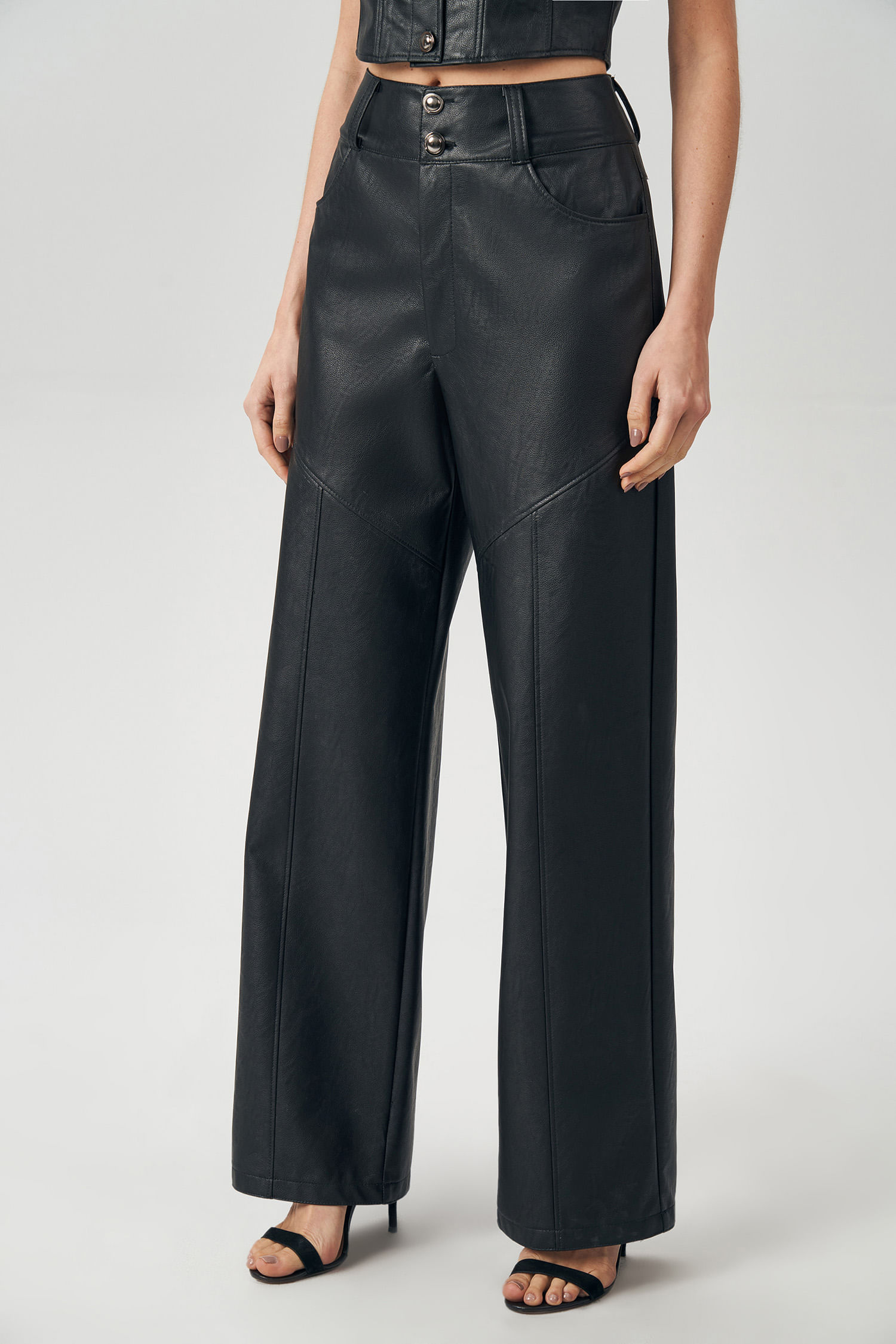 Calça Black PU Nervuras Feminina Acostamento