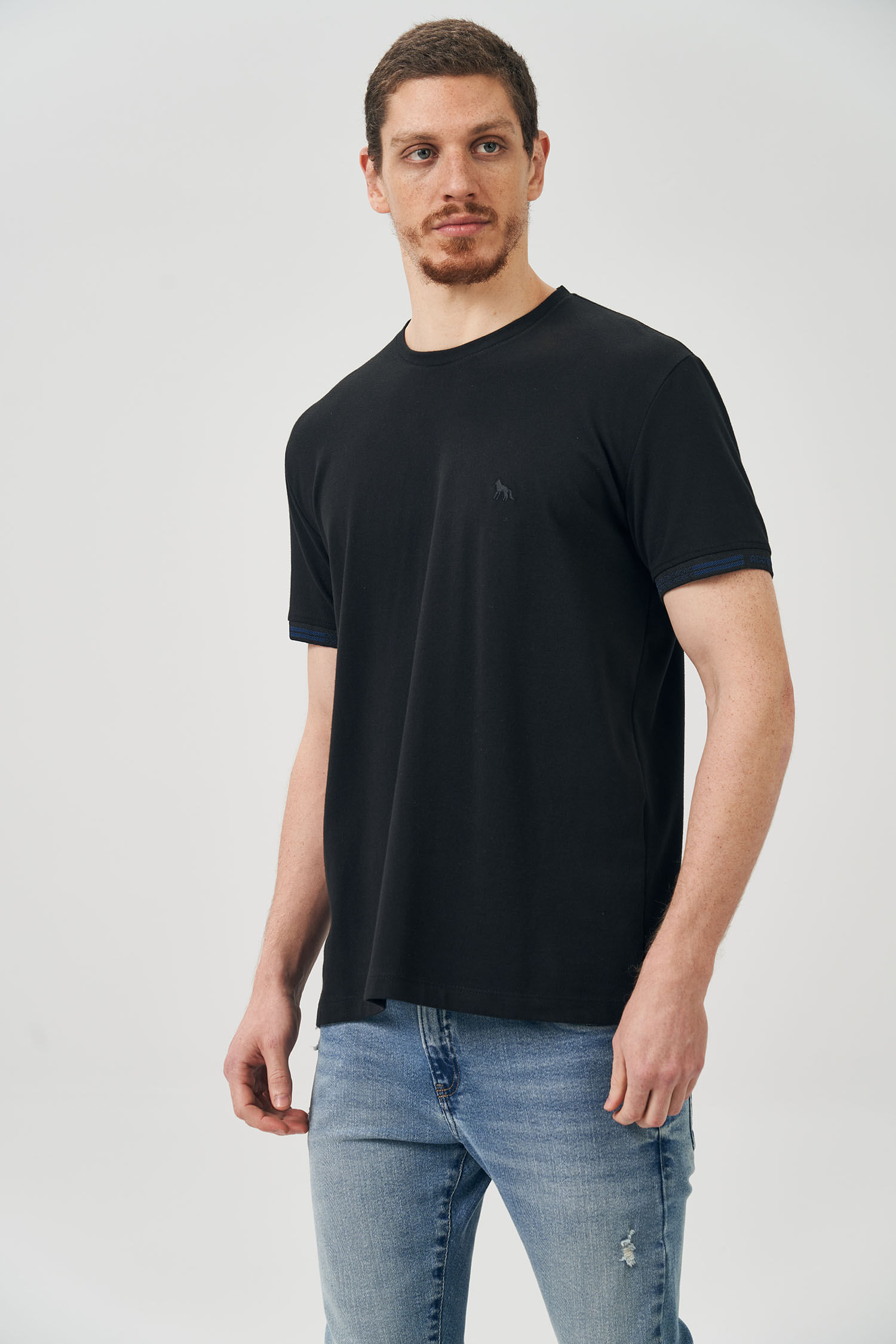 Camiseta Punho Lettering Masculina Acostamento