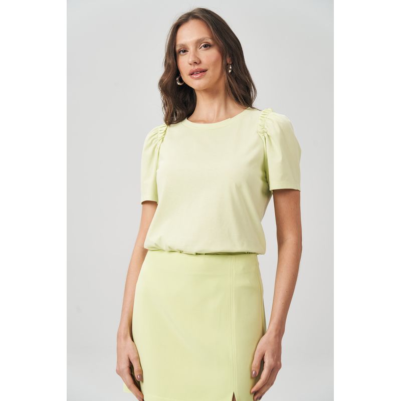 T-Shirt-Detalhe-Drape-Feminina-Acostamento