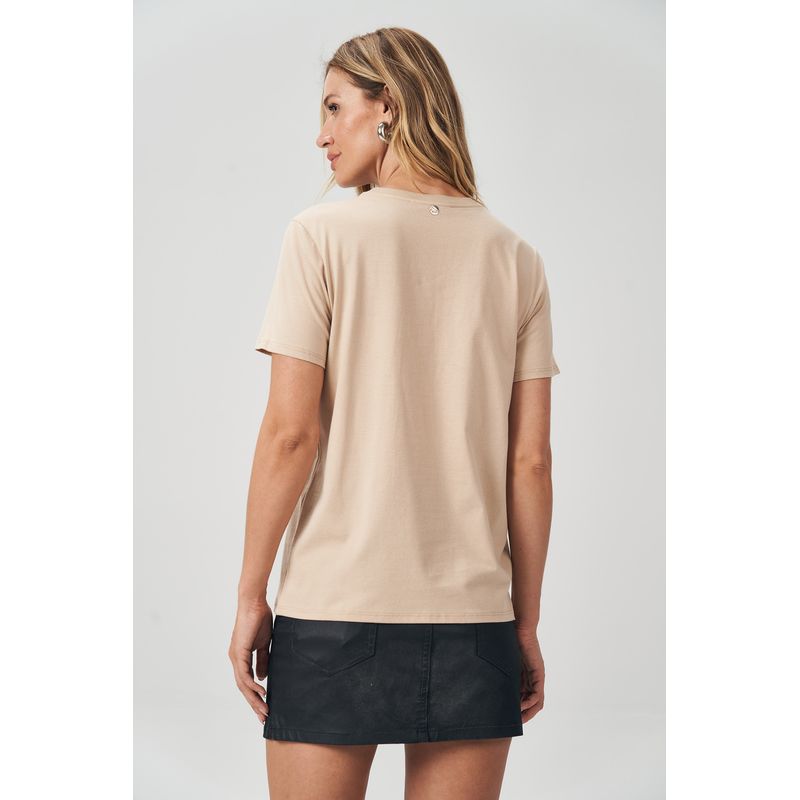 T-Shirt-Unleash-Feminina-Acostamento