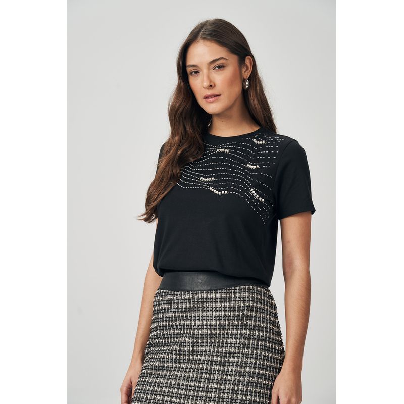 T-Shirt-Aplicacao-Pearl-Feminina-Acostamento